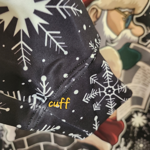 🆕️ Very Bad Santa Top - Picture 4 of 6